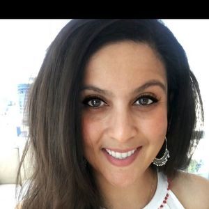 Meet your Posher, Alika